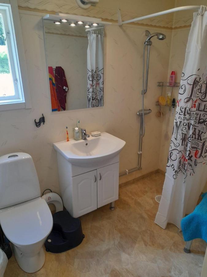 Summer Bedroom, Outside Toilet, Shower, Kitchen. 120 M From Sandbach. Bräcke エクステリア 写真